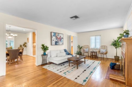 6334 Ben Ave, North Hollywood, CA 91606-3308