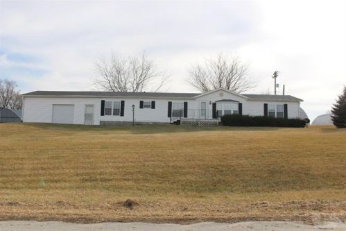 613 Beezley St, Macedonia, IA 51549-4181