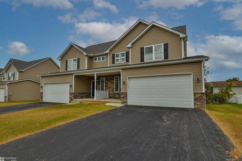 461 Toboggan Trl, Easton, PA 18040-1188