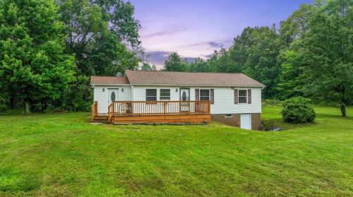 349 Reed Rd, Sandy Lake, PA 16145-4221
