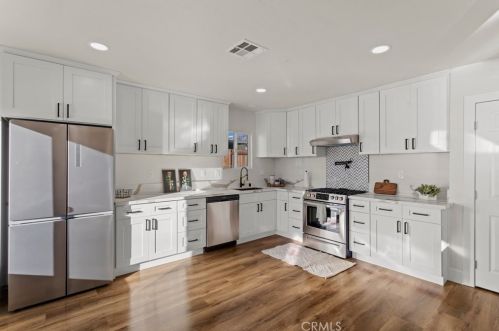 734 Massachusetts Ave, Beaumont CA  92223-2535 exterior