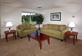 401 Talcottville Rd, Vernon CT  06066-4031 exterior