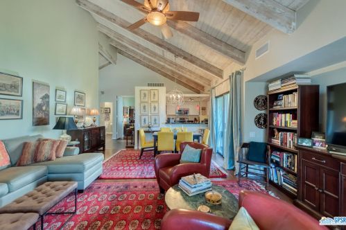 422 Forest Hills Dr, Rancho Mirage CA  92270-1459 exterior