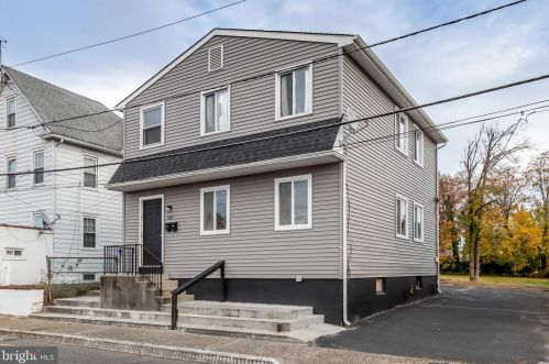 225 Station Ave, West Deptford NJ  08093-1143 exterior