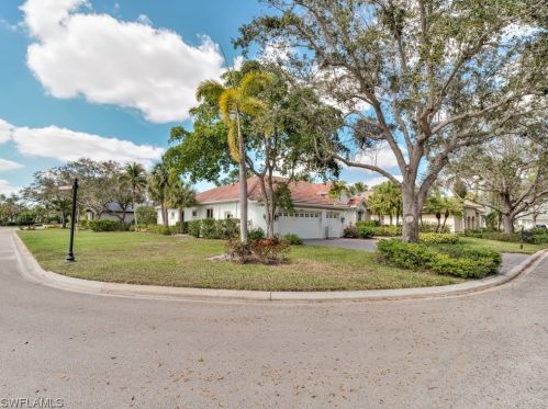 7661 Mulberry Ln, Naples FL  34114-9440 exterior