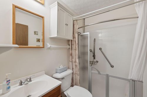 7783 Walnut Creek Dr, Florence KY  41042-2773 exterior