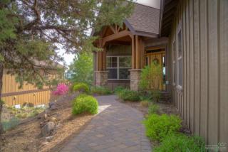 310 Vista Rim Dr, Eagle Crest, OR 97756-7153