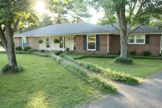 105 Ridgewood Rd, Franklin, TN 37064-5255