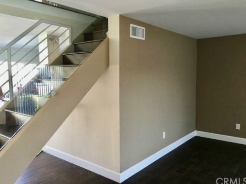 11336 Holder St, Cypress, CA 90630-5371