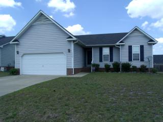 1458 Mingary Ave, Fayetteville NC  28306-7810 exterior