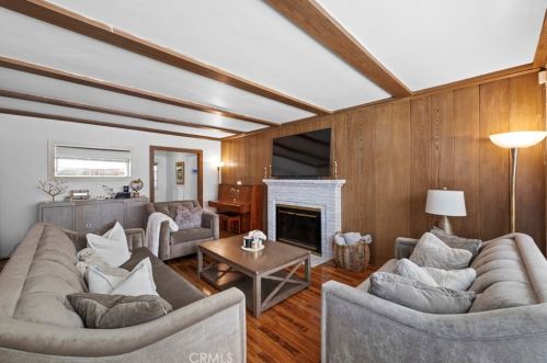 5516 Fulton Ave, Van Nuys CA  91401-5332 exterior