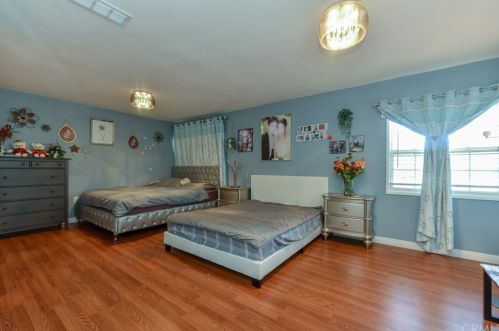 717 Midsite Ave, Covina CA  91723-3332 exterior