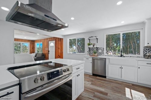 12209 Lemon Crest Dr, Lakeside CA  92040-4123 exterior