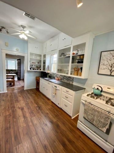 2214 33 St, Galveston TX 77550-7508 exterior