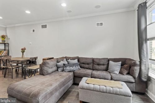 2347 Hancock St, Philadelphia PA  19133-3721 exterior