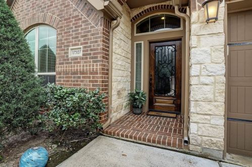 17527 Woodfalls Ln, Richmond, TX 77407-2849