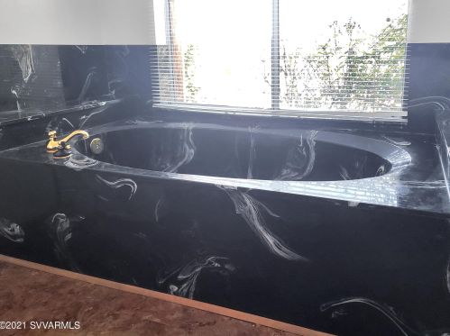 35 Sedona Rd, Sedona AZ 86351-7215 exterior