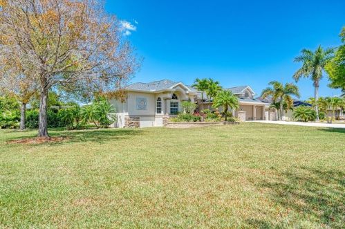 189 Rotonda Blvd, Placida, FL 33947-2261