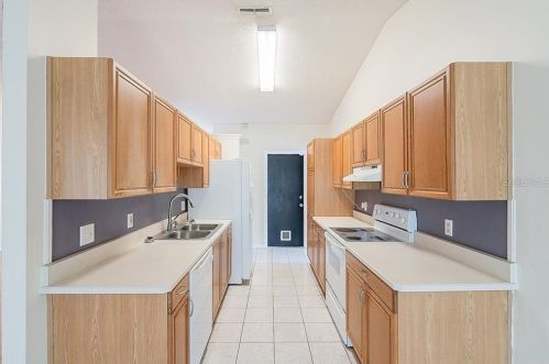 1370 Hensley Dr, Deland FL  32724-2535 exterior