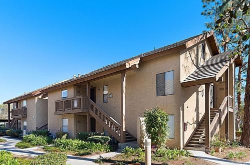 67 Lemon Grv, Irvine, CA 92618-4510