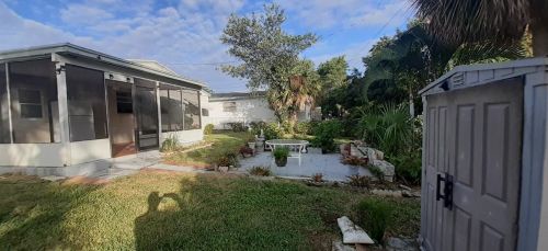 1141 24 St, West Palm Beach FL  33404-4555 exterior
