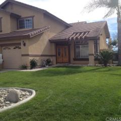 2539 Via Bello Dr, Rialto CA  92377-3526 exterior