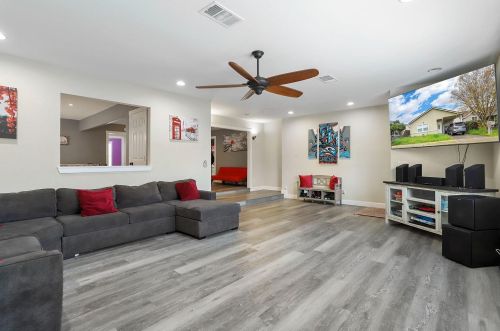730 Nevada St, Manteca CA  95337-5422 exterior