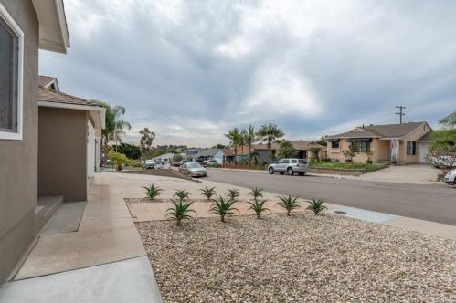1951 Crenshaw St, San Diego, CA 92105-5125