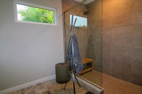 1160 Orange Ave, Nokomis FL  34275-2237 exterior