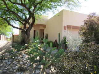 6425 Sun Bluff Dr, Tucson, AZ 85704-6959