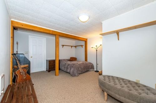 15 Chabot St, Somersworth NH  03878-1302 exterior