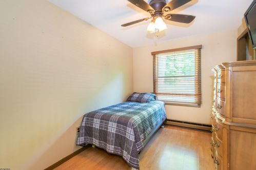 94 Fernwood Rd, Wantage NJ  07461-1013 exterior