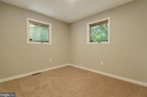 413 49th St, Camden NJ  08110-3910 exterior