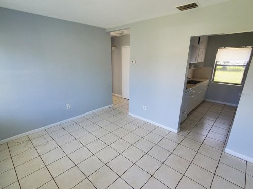 303 Normandy St, Lakeland, FL 33805-2261