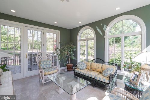 5 Gregory Ln, Newtown Square PA  19073-1518 exterior