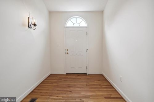 13037 Ormond Dr, Bristow, VA 20136-3506