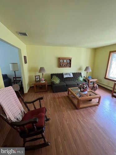 1130 York Rd, Siddonsburg, PA 17019-9594