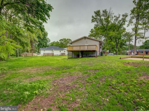 8813 Lagrange St, Lorton VA 22079-1643 exterior