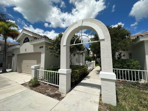 6899 Rain Lily Rd, Naples, FL 34109-6138