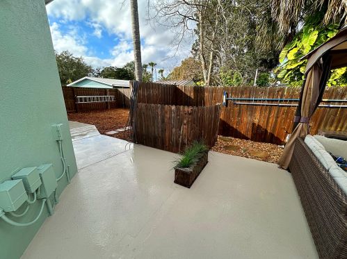 3 Cedar St, Daytona Beach FL  32127-6416 exterior