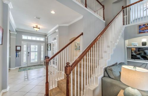 413 Islebay Dr, Ruskin FL  33572-3332 exterior