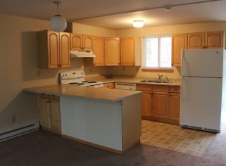 8020 169th Ave, Redmond WA  98052-3976 exterior