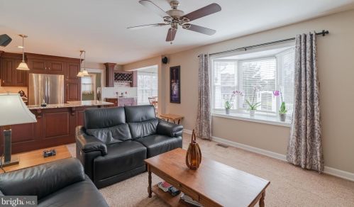 16 Old Dutch Way, Harleysville PA  19438-3080 exterior