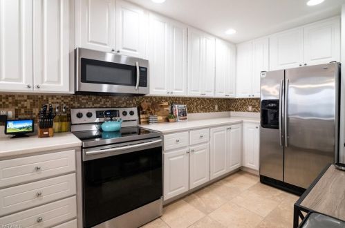 28225 Jeneva Way, Bonita Springs FL  34135-8514 exterior