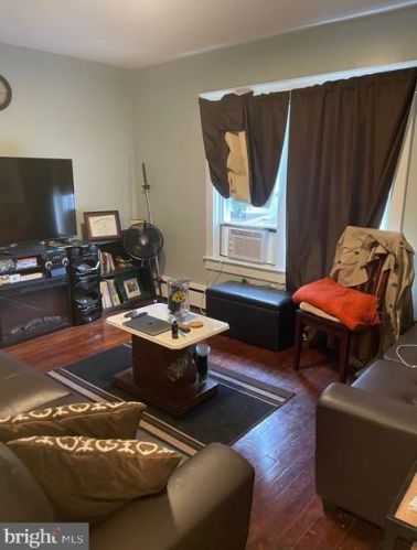 337 Commonwealth Ave, Trenton, NJ 08629-2623