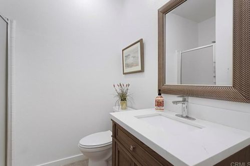 6392 Alexandri Cir, Carlsbad CA  92011-3600 exterior