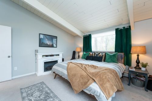 418 Deerpath Ln, Allenstown NH  03275-3213 exterior