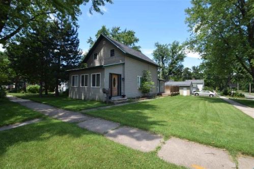 302 Whitney St, Kaukauna, WI 54130-2355
