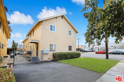 252 7th St, Montebello, CA 90640-4804