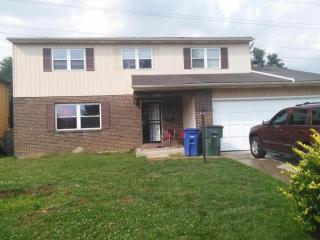 1696 Nestling Dr, Columbus, OH 43229-4905